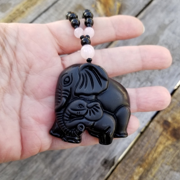Large Black Obsidian Elephant Necklace Mom Baby Elephants Jewelry - Picture 4 of 7